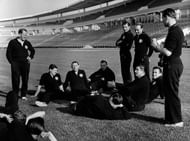 1958 FIFA World Cup in Sweden Sepp Herberger *28.03.1897-28.04.1977+ Coach of the German national team Training on the pitch in Malmoe's stadium. From the left: Herberger, Horst Szymaniak, Heinz Wewers, Uwe Seeler, Erich Juskowiak, Helmut Rahn, Alfre
